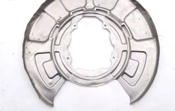 BMW X5 F15 Rear brake disc plate dust cover 6857981