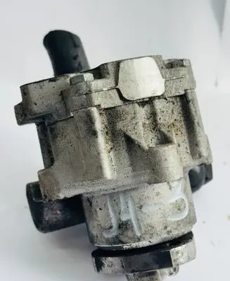 Skoda Octavia Mk1 (1U) Vacuum pump 550015