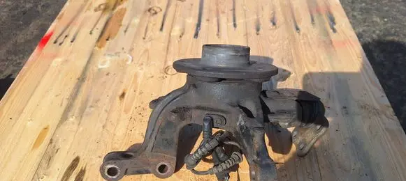Renault Scenic III - Grand scenic III Front wheel hub