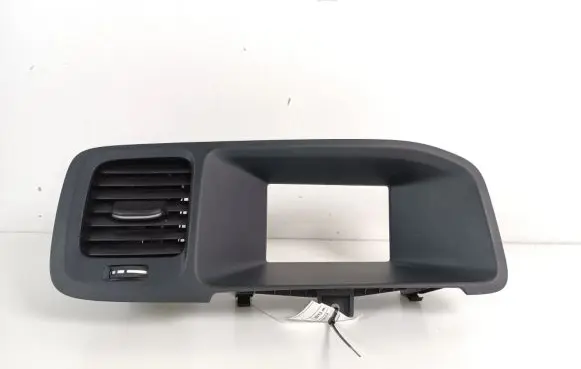 Volvo S60 Dash center air vent grill 39804059