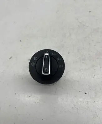 Volkswagen Golf VII Light switch 5G0941431BD 10097012