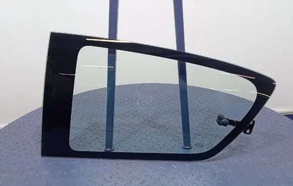 Toyota Aygo AB10 Rear door window glass 