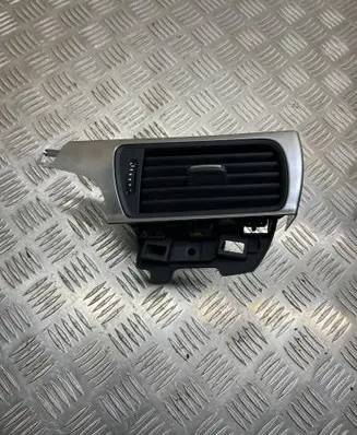 Audi A6 C7 Dashboard side air vent grill/cover trim 4G1820901 9025700