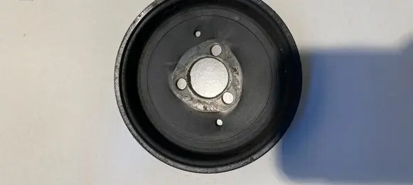 Audi Q7 4L Water pump pulley 059121031