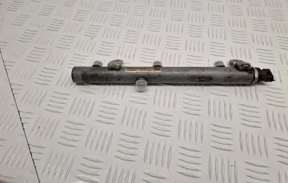 Mercedes-Benz GLK (X204) Fuel main line pipe A6420703095 1215800243