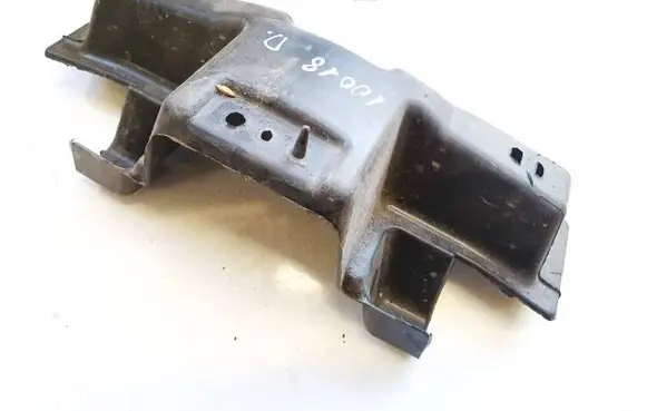 Mazda CX-7 Front bumper mounting bracket eh10500j1 eh10-500j1
