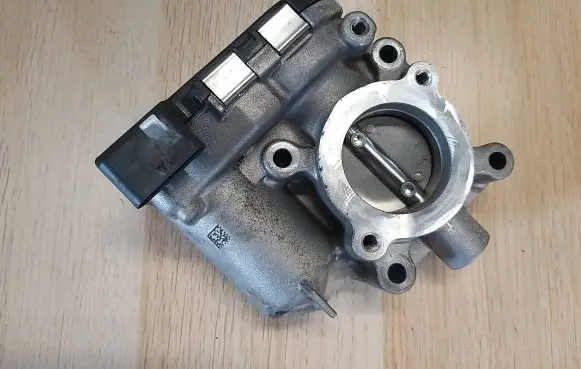 Nissan Juke II F16 Electric throttle body valve 161203209R
