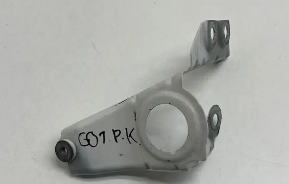 BMW X3 G01 Fender mounting bracket 7397513 033B