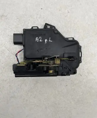 Audi A2 Rear door lock 14120M