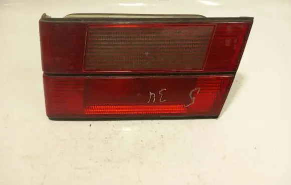 BMW 5 E34 Tailgate rear/tail lights 3374463202 83515620R