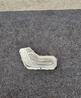 Mercedes-Benz C W205 Seat control switch A2059056651 13713718