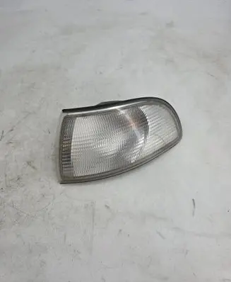 Audi A8 S8 D2 4D Front indicator light 1315106910
