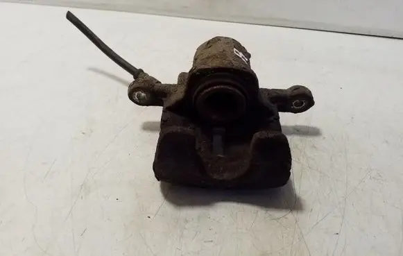 Chevrolet Captiva Rear brake caliper