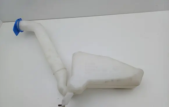 Volkswagen Polo IV 9N3 Windshield washer fluid reservoir/tank 6Q0955453