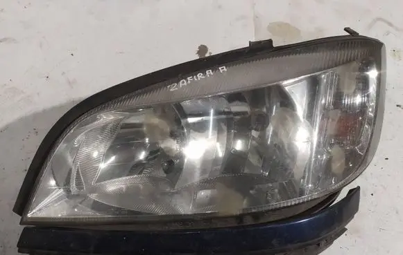 Opel Zafira A Headlight/headlamp 90582021