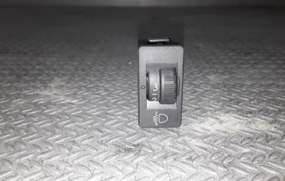 Peugeot 1007 Headlight level height control switch 96384422XT