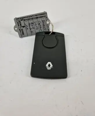 Renault Captur Ignition key/card 