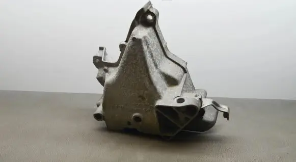 Audi A3 S3 8V Engine mounting bracket 04E199275