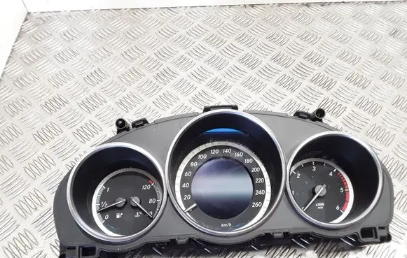 Mercedes-Benz E W212 Speedometer (instrument cluster) A2129000425 A2C5343530