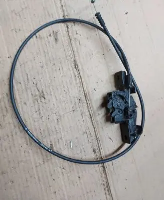 Renault Espace III Engine bonnet/hood lock/catch 7700824345
