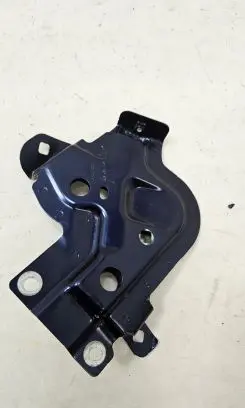 Audi e-tron Fender mounting bracket 4KE821149