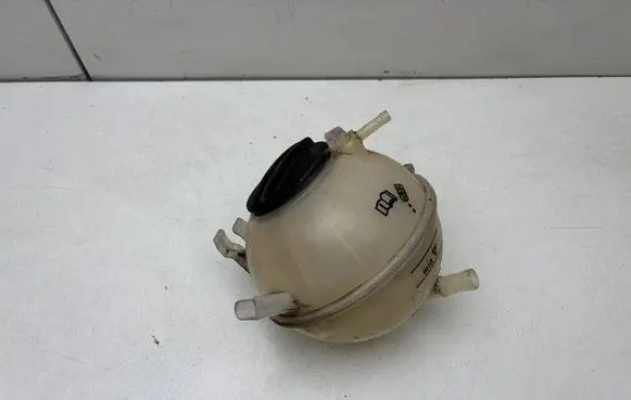 Audi TT TTS Mk2 Coolant expansion tank/reservoir 1K0121407A