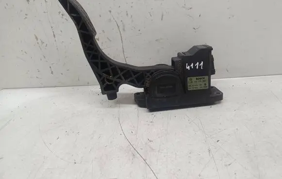 Seat Ibiza III (6L) Accelerator throttle pedal 0281002378 6Q1721503 090201490