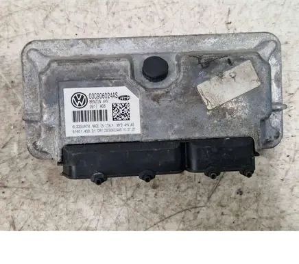 Volkswagen Golf V Engine control unit/module 03C906024AS 6160145001 6L335VA7H