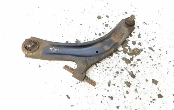 Nissan Qashqai Front lower control arm/wishbone