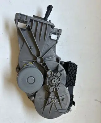 Mercedes-Benz GLC C253 Tailgate/trunk/boot lift motor A099762601q8