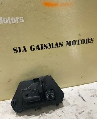 Mercedes-Benz S W220 Seat control switch 2208213258