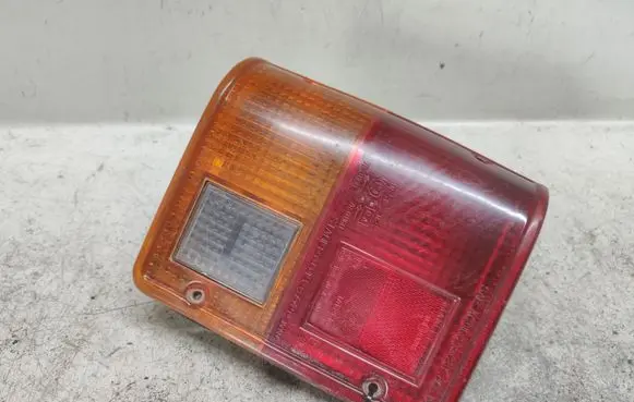 Mitsubishi Pajero Rear/tail lights