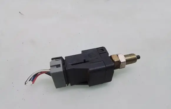 Subaru Forester SG Clutch pedal sensor 