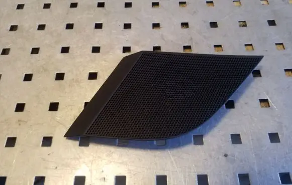 Side speaker trim/cover