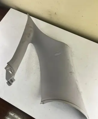 Citroen C5 (C) pillar trim