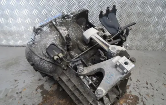 Volvo C30 Manual 5 speed gearbox 3M5R7002YF