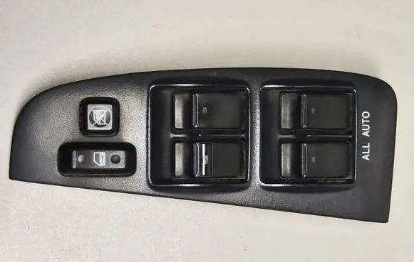 Toyota Avensis T250 Electric window control switch