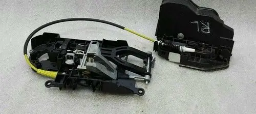 BMW 5 GT F07 Coupe door lock (next to the handle) 7229459
