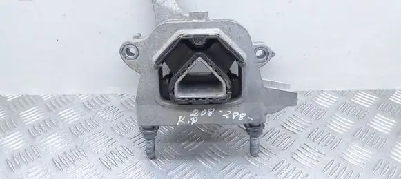 Engine mount bracket