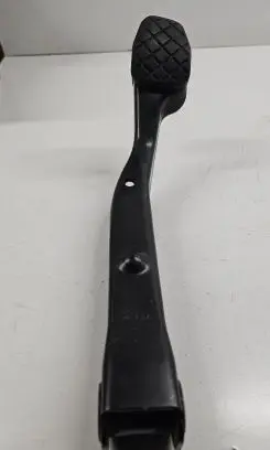 Volkswagen PASSAT B6 Brake pedal
