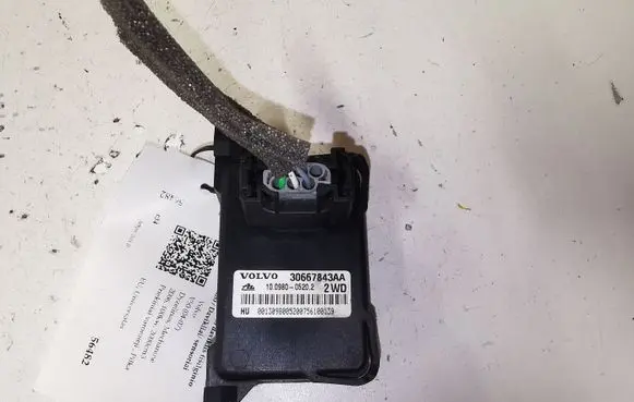 Volvo V50 ESP acceleration yaw rate sensor 10170103603 30667843AA 10098005202