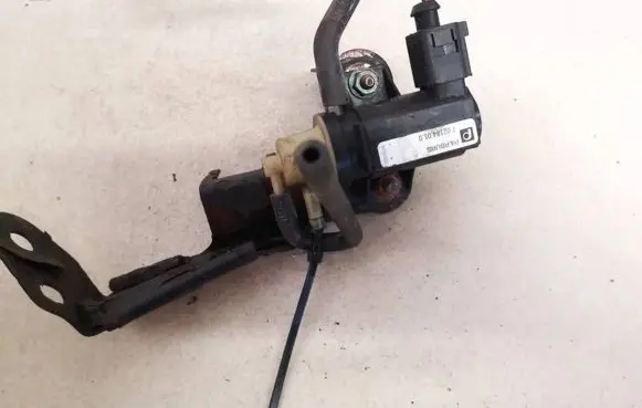 Volkswagen Touareg I Turbo solenoid valve 702184010 70218400