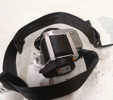 Volvo V40 Rear seatbelt 619894600