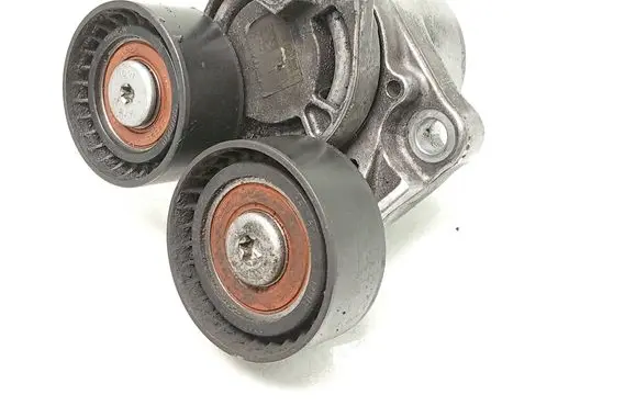 BMW 5 GT F07 Generator/alternator belt tensioner 7823199