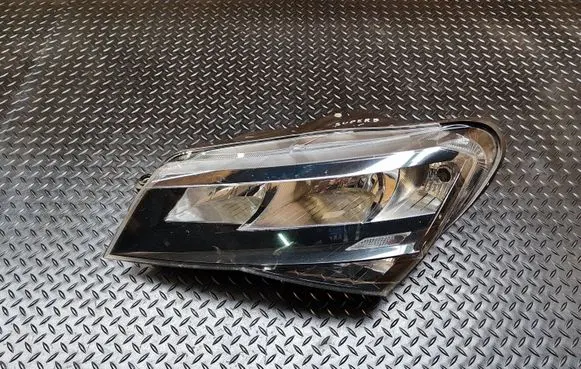 Skoda Superb B8 (3V) Headlight/headlamp 3V2941015 1LJ01193903