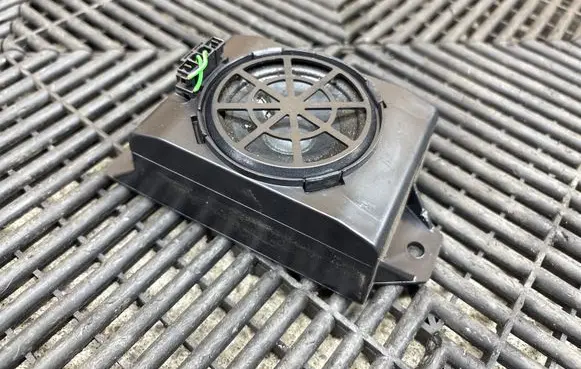 Porsche Cayenne (92A) Parking PDC sensor speaker 7PP035709A