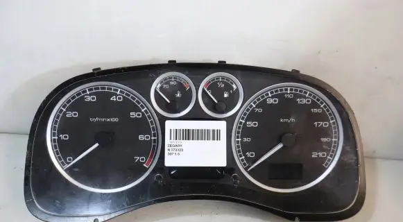 Peugeot 307 Clock 