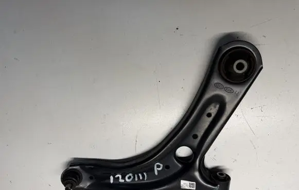 Hyundai i20 (BC3 BI3) Front control arm 54501Q0000