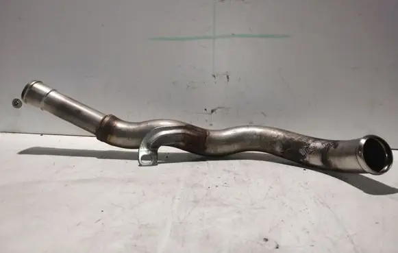 Ford Mondeo Mk III Air intake hose/pipe