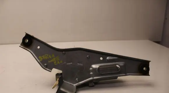 Nissan Note (E11) Rear window wiper motor 